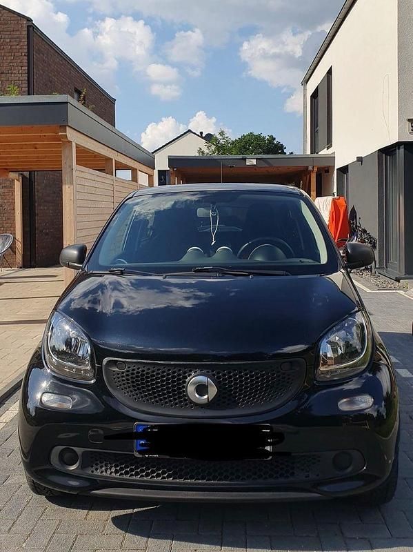 Schwarz Gebraucht 2016 Smart ForFour Kleinwagen | 5.000 € (Guter Preis) - Bild 1/4
