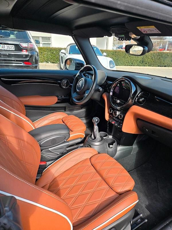 Gebraucht Mini Cooper Cabriolet 136 PS (100 kW) 2024 Schwarz Cabrio