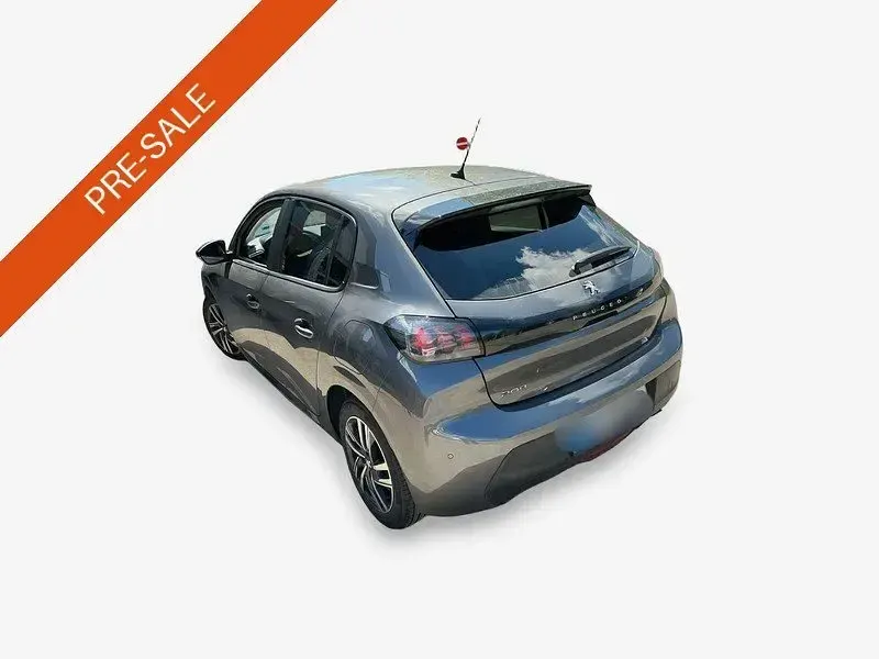Gebraucht Peugeot 208 75 PS (55 kW) 2023 Grau Kleinwagen