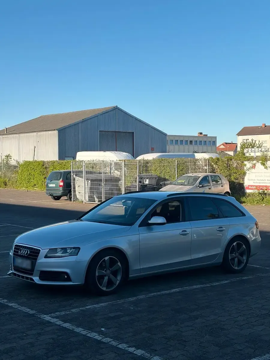 Gebraucht Audi A4 143 PS (105 kW) 2010 Grau Kombi