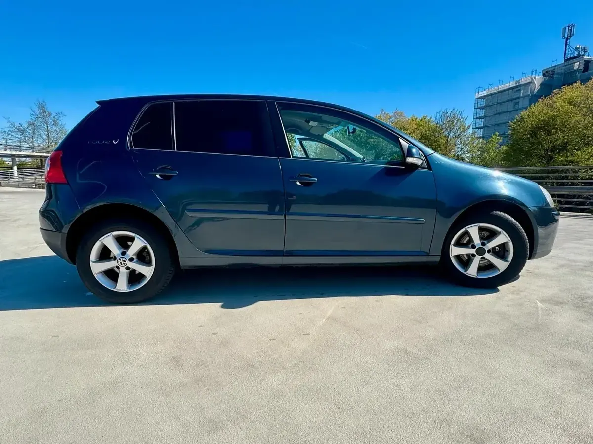 Occasion VW Golf 75 ch (55 kW) 2007 Bleue SUV
