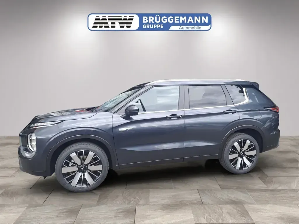 Neu Mitsubishi Outlander P-HEV Intro Edition 306 PS (225 kW) 2025 Grau SUV