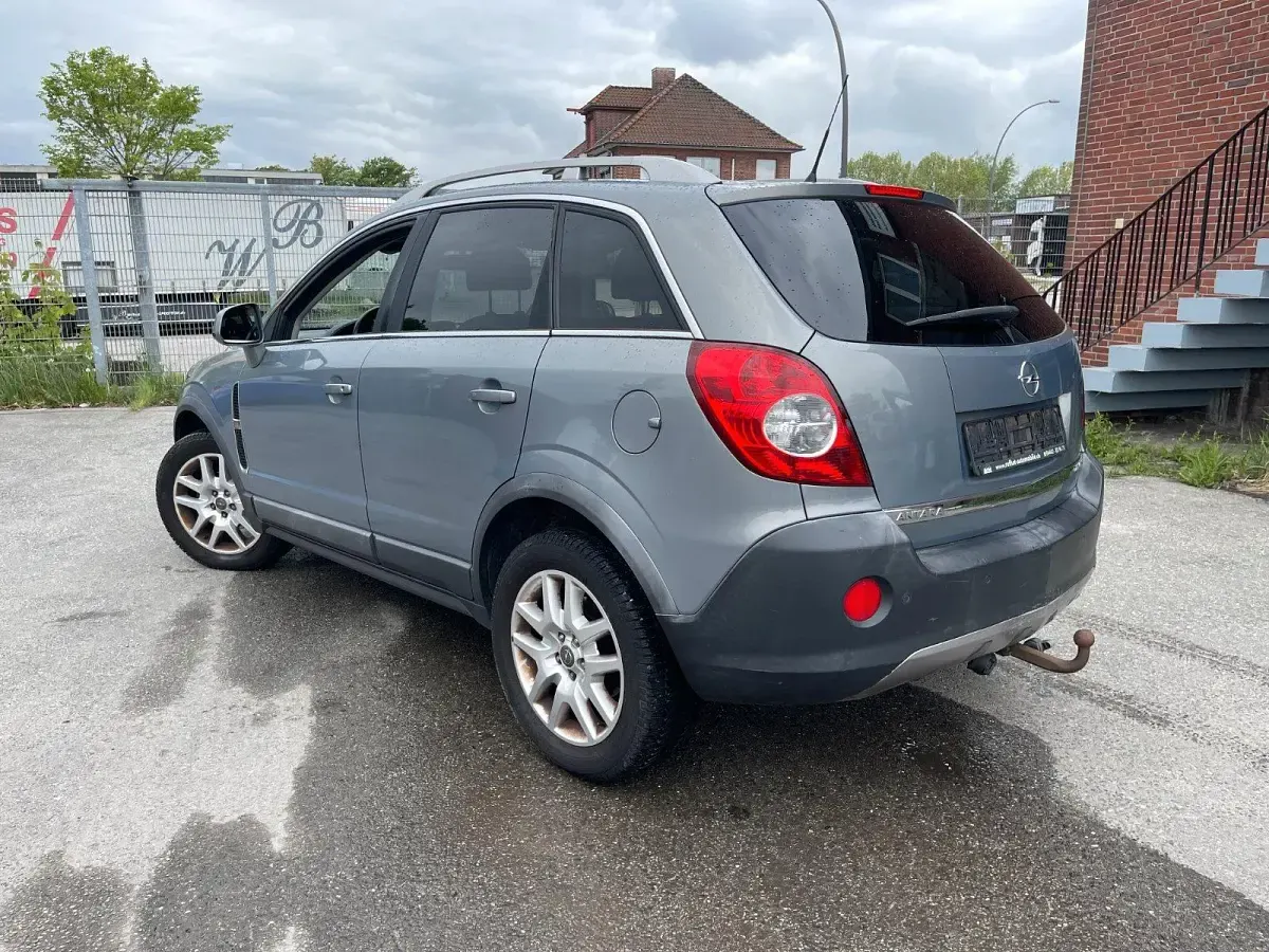 Gebraucht Opel Antara 150 PS (110 kW) 2010 Grau SUV
