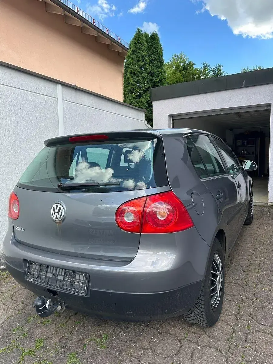 Gebraucht VW Golf IV 75 PS (55 kW) 2004 Grau Kleinwagen