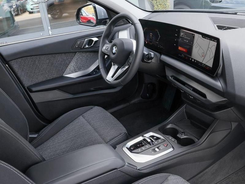 Gebraucht BMW 120 170 PS (125 kW) 2025 Skyscraper grau Kleinwagen