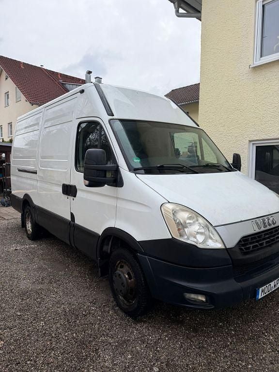 Gebraucht Iveco Daily 170 PS (125 kW) 2013 Weiß Van / Kleinbus