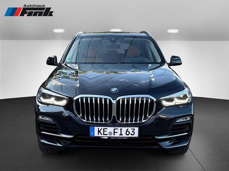 Gebraucht BMW X5 Sport Line 340 PS (250 kW) 2019 Saphirschwarz metallic SUV