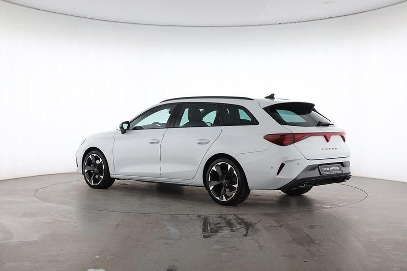 Gebraucht Cupra Leon 150 PS (110 kW) 2025 Nevada weiss Limousine