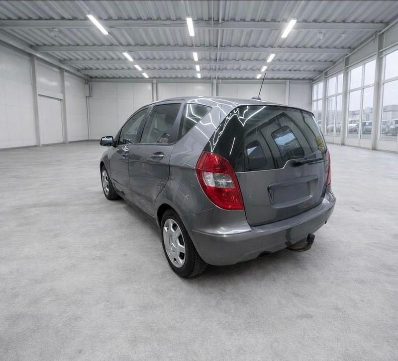 Gebraucht Mercedes A160 82 PS (60 kW) 2009 Silber Van / Kleinbus