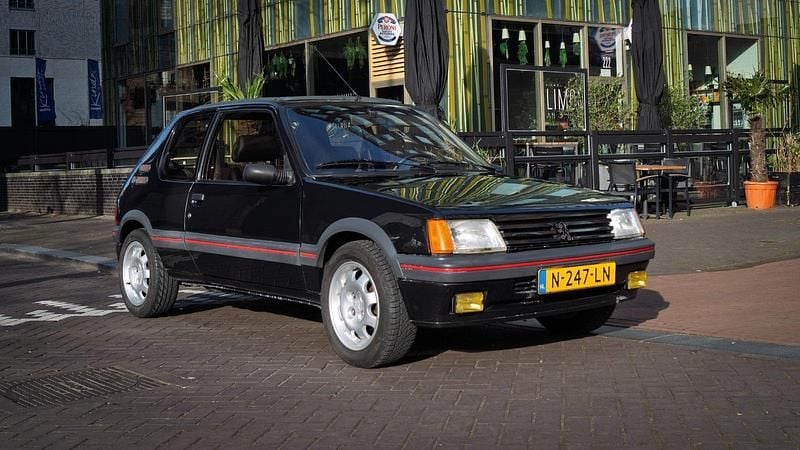 Schwarz Gebraucht 1991 Peugeot 205 GTi Kleinwagen | 20.500 € - Bild 1/4