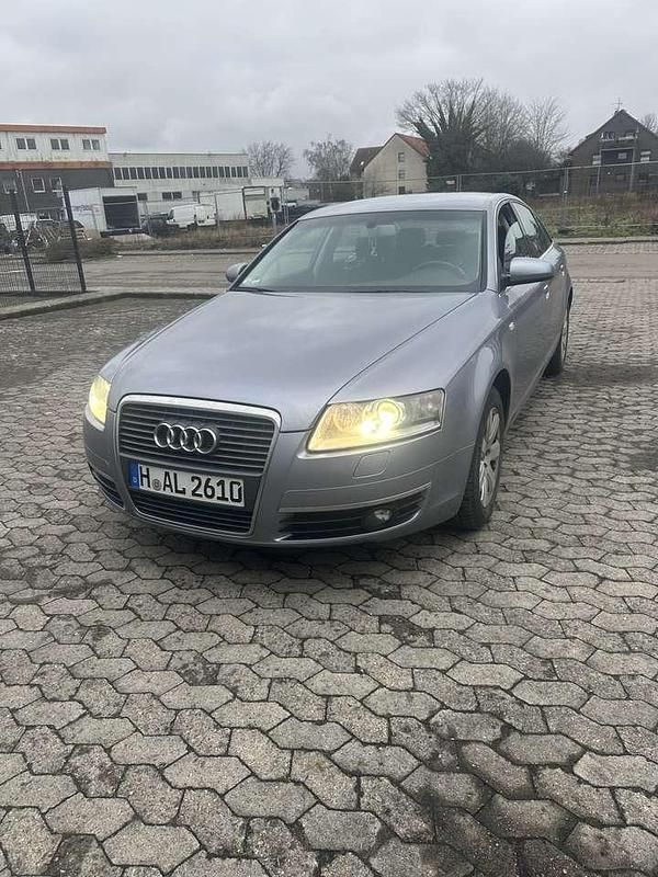 Gebraucht Audi A6 177 PS (130 kW) 2005 Grau Limousine