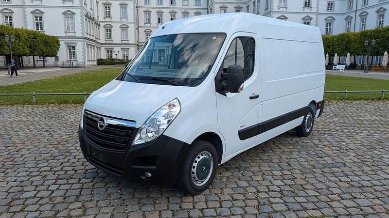 Weiß Gebraucht 2015 Opel Movano Van | 13.890 € (Guter Preis) - Bild 1/4
