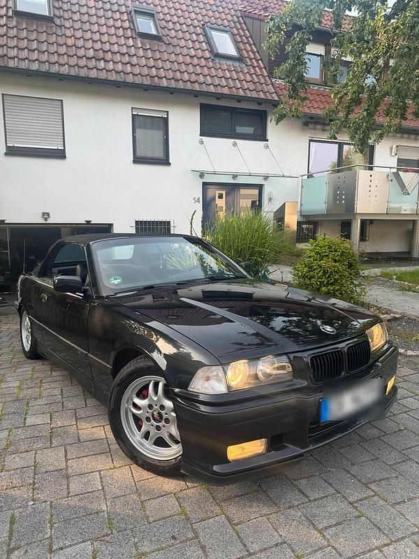 Schwarz Gebraucht 1998 BMW 320 Cabriolet Cabrio | 7.250 € (Fairer Preis) - Bild 1/4