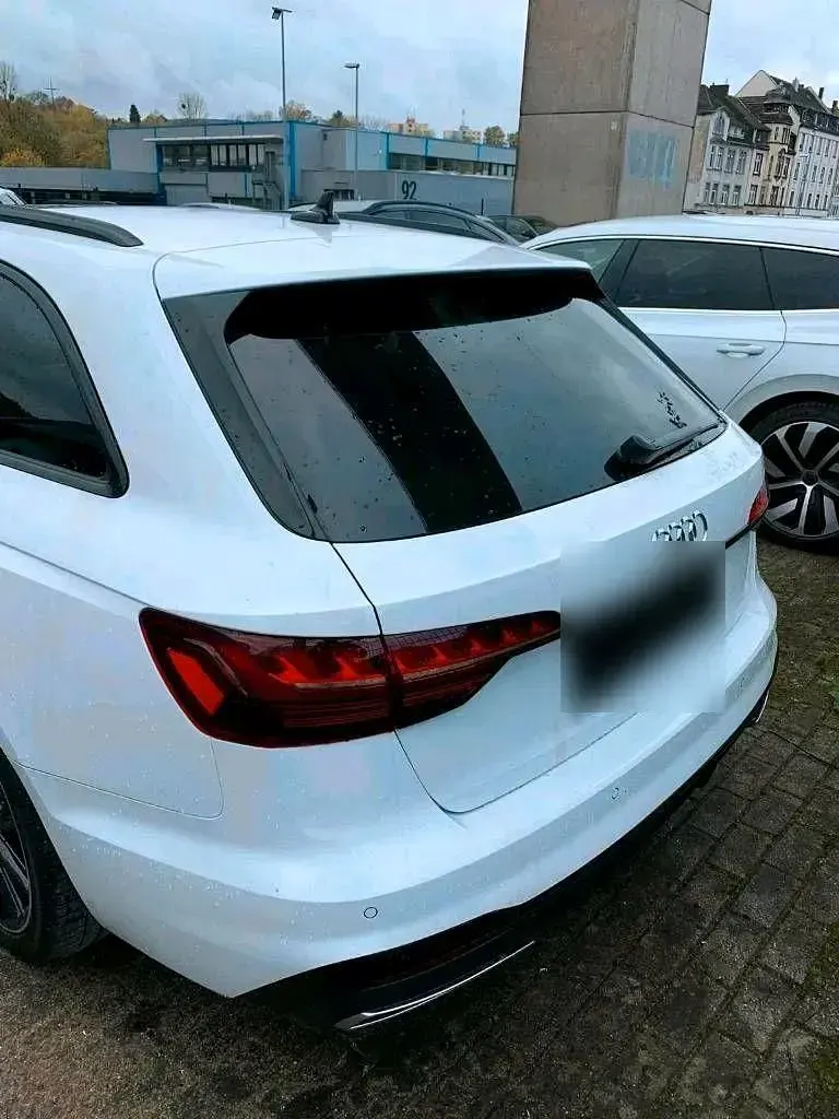 Gebraucht Audi A4 S-Line 204 PS (150 kW) 2023 Weiß Kombi
