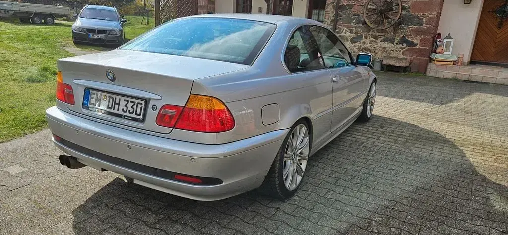 Gebraucht BMW 330 Sport Line 231 PS (169 kW) 2004 Silber Coupé