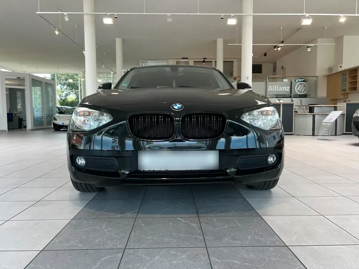 Gebraucht BMW 118 143 PS (105 kW) 2014 Schwarz Kleinwagen