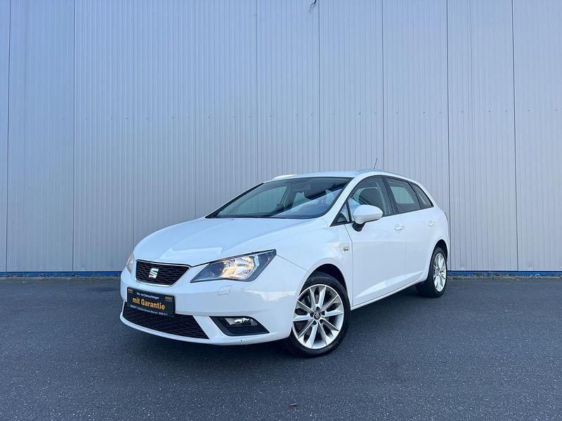 Weiß Gebraucht 2014 Seat Ibiza Style Limousine | 7.490 € (Fairer Preis) - Bild 1/4