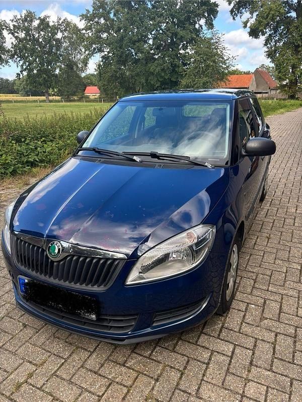 Blau Gebraucht 2010 Skoda Fabia Cool Edition Kleinwagen | 1.750 € (Guter Preis) - Bild 1/4