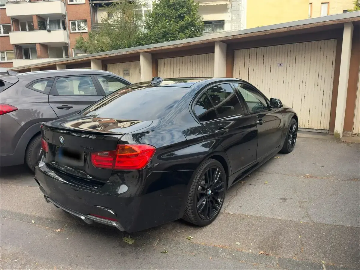Gebraucht BMW 330 M Sport 258 PS (189 kW) 2013 Schwarz Limousine