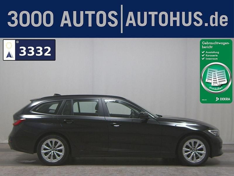 Schwarz Gebraucht 2020 BMW 320 Advantage Kombi | 19.480 € (Superpreis) - Bild 1/4