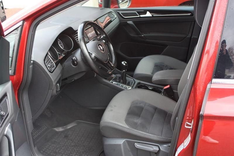 Gebraucht VW Golf Sportsvan Highline 150 PS (110 kW) 2015 Rot Van / Kleinbus