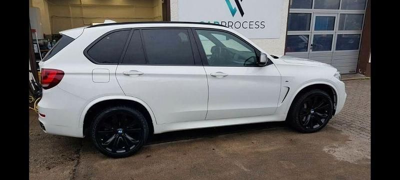 Weiß Gebraucht 2014 BMW X5 M50 Performance SUV | 40.500 € (Etwas zu teuer) - Bild 1/4