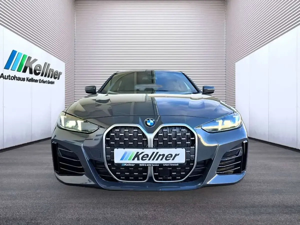 Gebraucht BMW 420 Coupé M Sport 193 PS (141 kW) 2025 Davitgrau met. Coupé