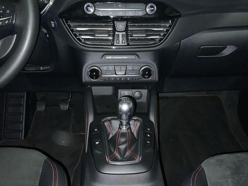 Gebraucht Ford Kuga ST-Line X 150 PS (110 kW) 2024 Schwarz SUV