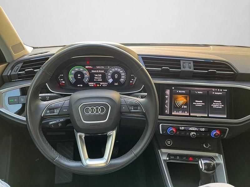 Gebraucht Audi Q3 Ambiente 245 PS (180 kW) 2021 Ibisweiß (metallic) SUV