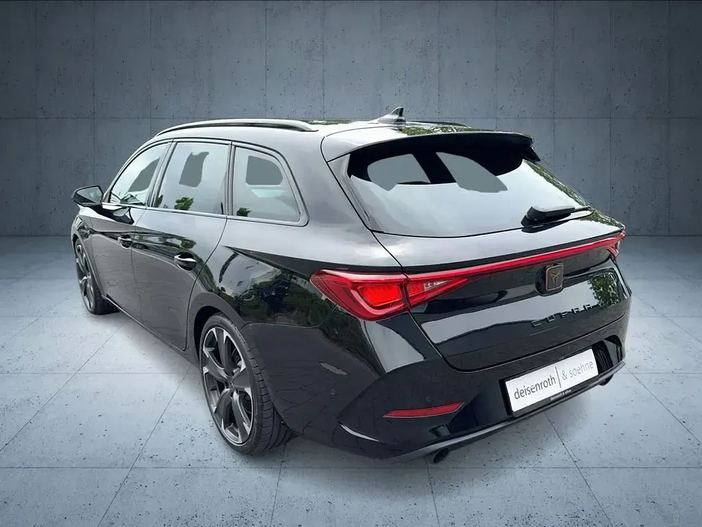 Gebraucht Cupra Leon VZ 245 PS (180 kW) 2024 Mitternachtsschwarz Kombi