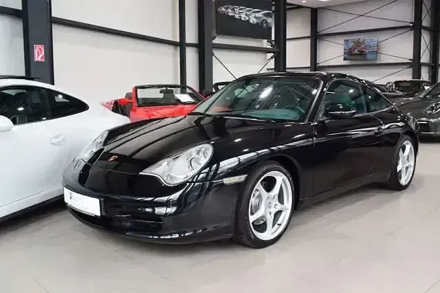 Używany Porsche 996 320 KM (235 kW) 2002 Czarny