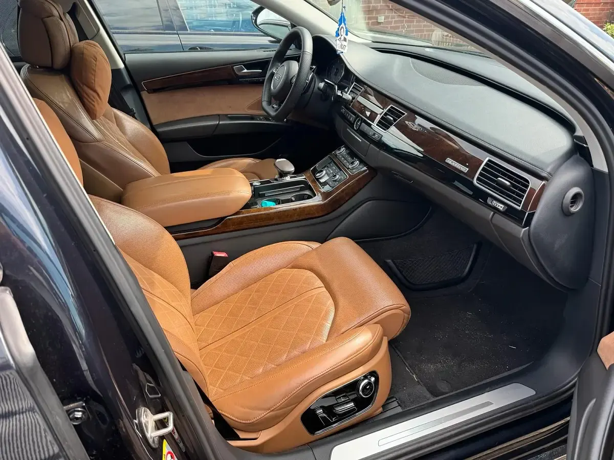 Gebraucht Audi A8L Sport 258 PS (189 kW) 2014 Blau Limousine