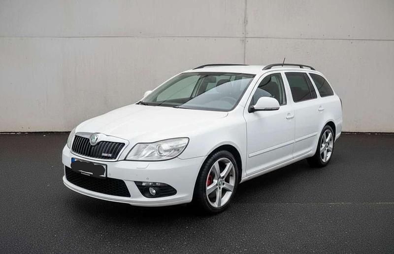 Gebraucht Skoda Octavia RS 200 PS (147 kW) 2011 Weiß Kombi