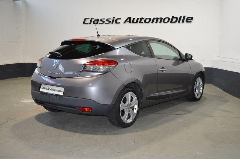 Używany Renault Mégane III Dynamique 110 KM (80 kW) 2009 Szary Coupe