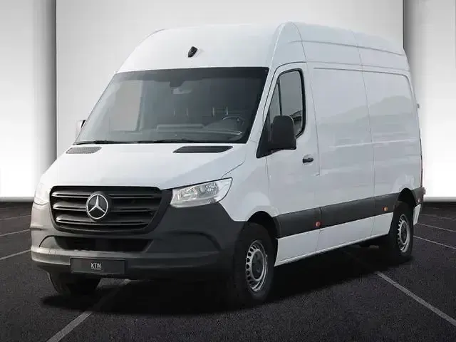 Begagnad Mercedes E-Sprinter 2022 Vit Van