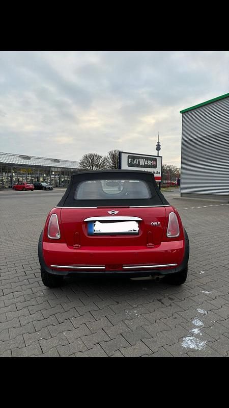 Second-hand Mini One Cabriolet 90 CP (66 kW) 2005 Roșu Cabrio
