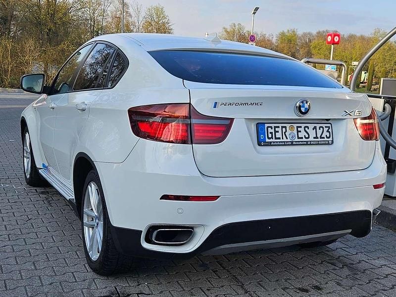Gebraucht BMW X6 235 PS (172 kW) 2009 Weiß SUV