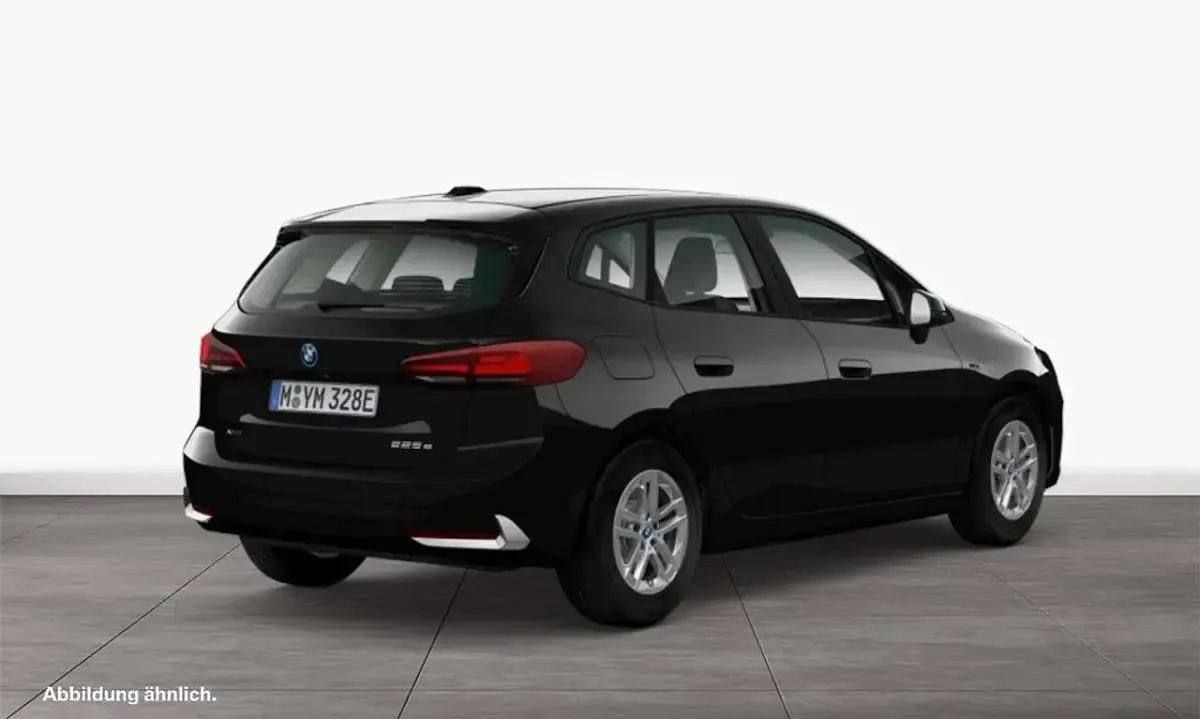 Gebraucht BMW 225 Active Tourer 245 PS (180 kW) 2022 Schwarz ii Van / Kleinbus