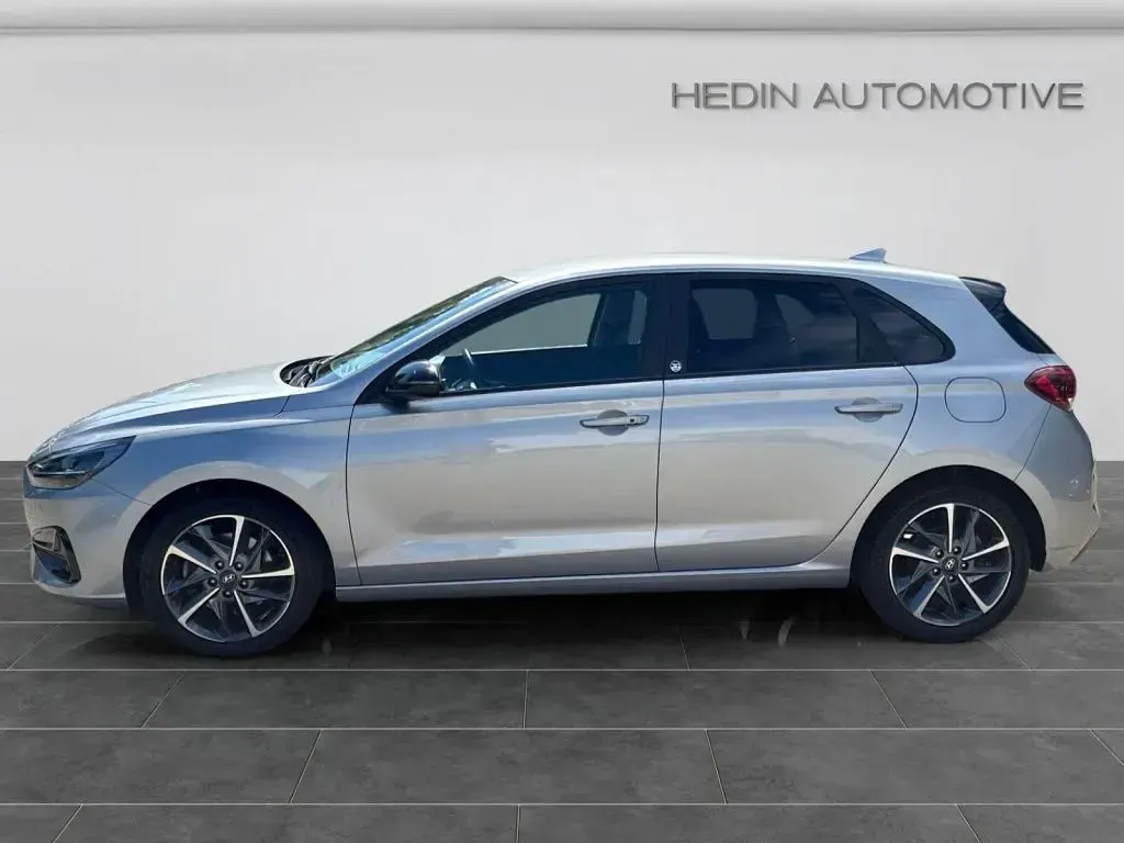Gebraucht Hyundai i30 Edition 30+ 120 PS (88 kW) 2022 Silber Limousine