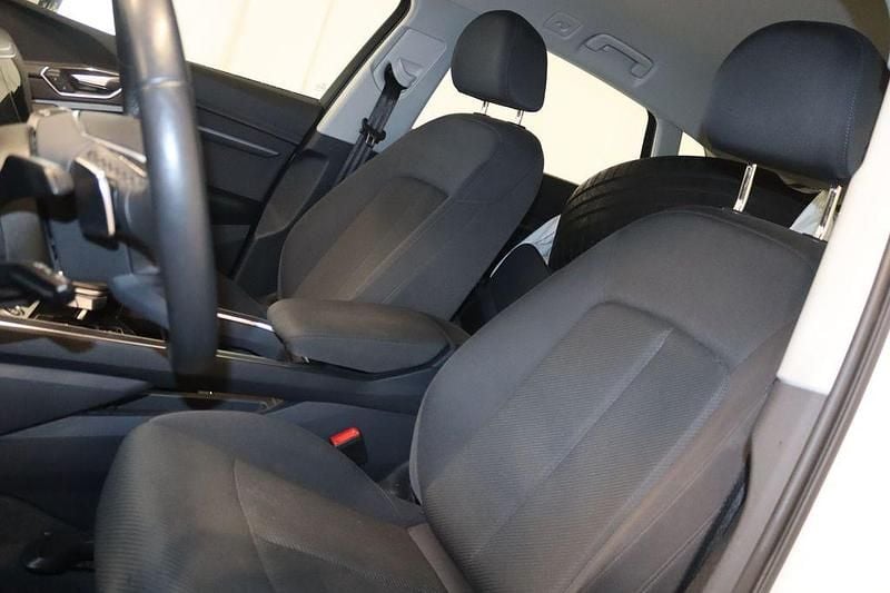 Gebraucht Audi e-tron S-Line 230 kW (313 PS) 2022 Gletscherweiã metallic SUV