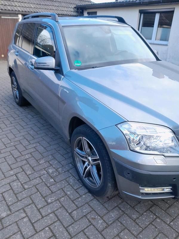 Gebraucht Mercedes GLK220 175 PS (128 kW) 2011 Silber SUV