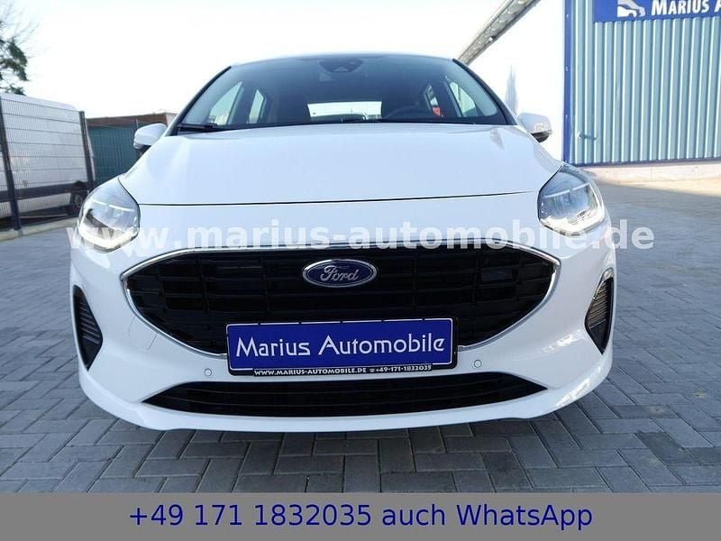 Gebraucht Ford Fiesta Cool & Connect 75 PS (55 kW) 2022 Weiß Kleinwagen
