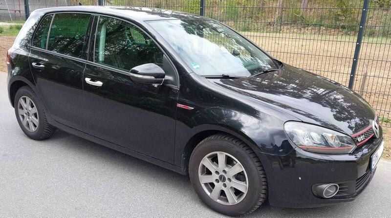 Schwarz Gebraucht 2012 VW Golf VII Trendline Kleinwagen | 7.900 € (Fairer Preis) - Bild 1/4