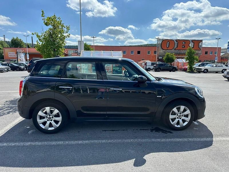 Schwarz Gebraucht 2018 Mini ONE Kleinwagen | 16.000 € (Etwas zu teuer) - Bild 1/4