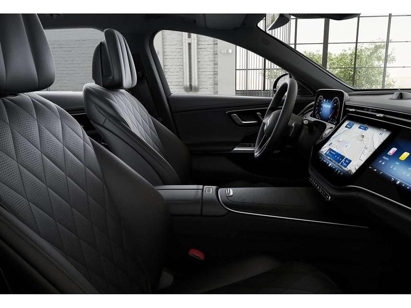 Gebraucht Mercedes E450 Avantgarde 367 PS (269 kW) 2025 Metalliclack obsidianschwarz Kombi