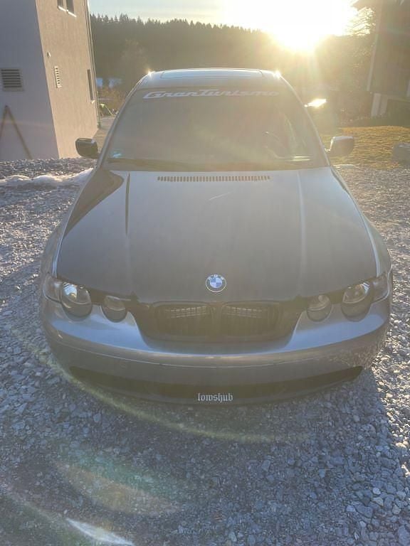 Gebraucht BMW 318 Performance 143 PS (105 kW) 2003 Silber Limousine