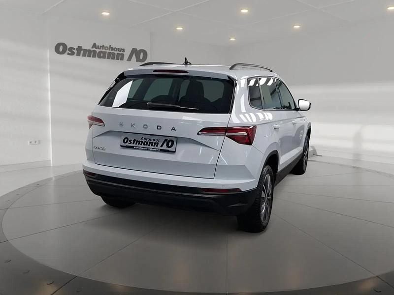 Gebraucht Skoda Karoq Selection 150 PS (110 kW) 2025 Moonweiss metallic SUV