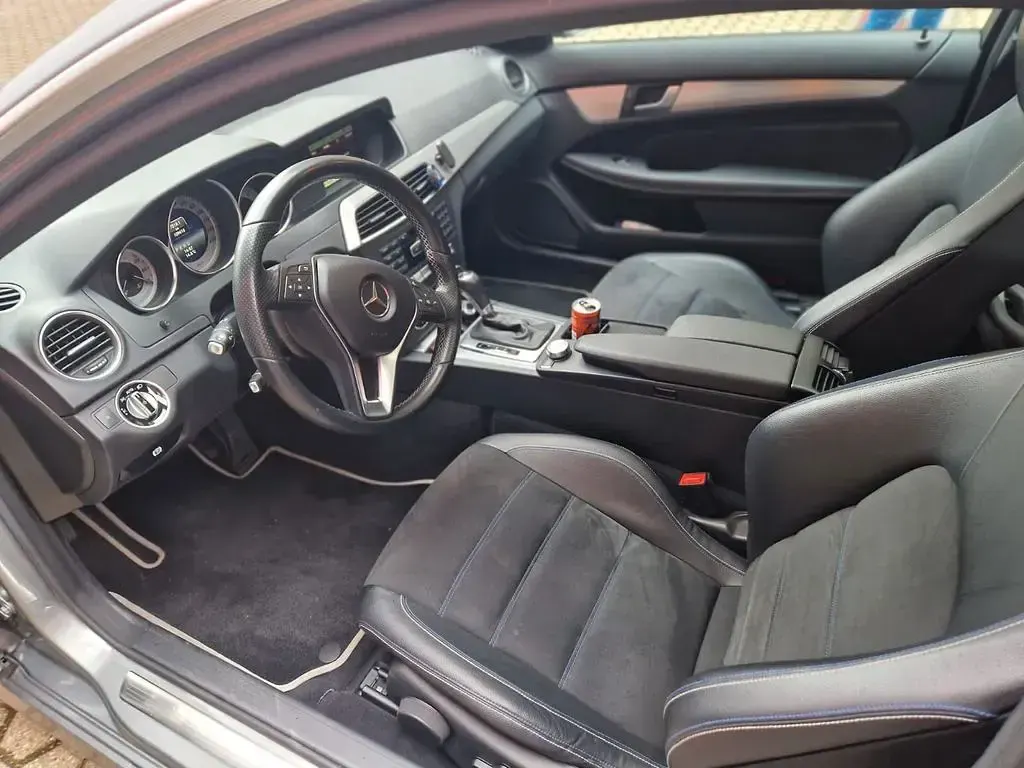 Gebraucht Mercedes C220 AMG 170 PS (125 kW) 2014 Grau Coupé