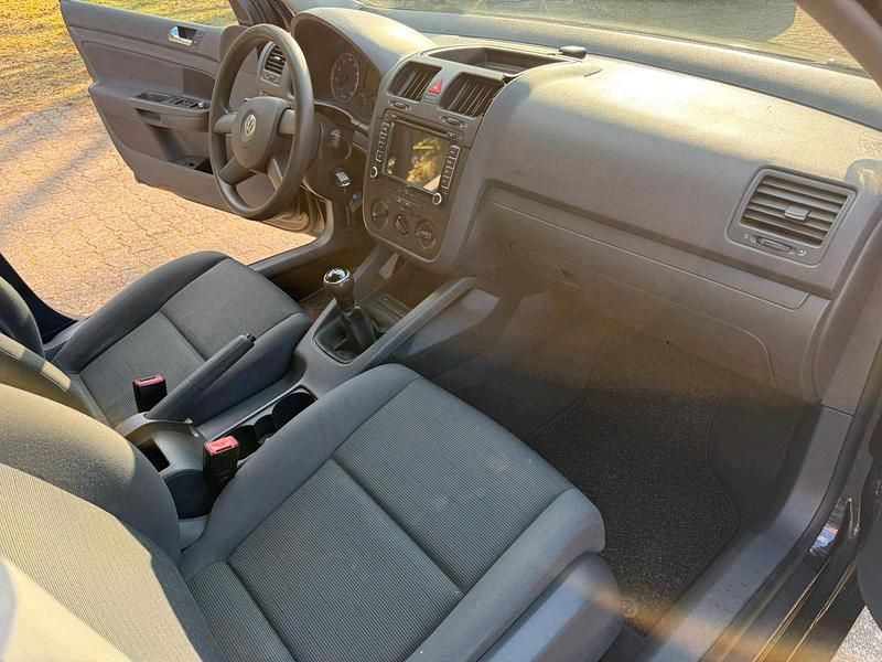 Gebraucht VW Golf V 75 PS (55 kW) 2003 Schwarz Kleinwagen