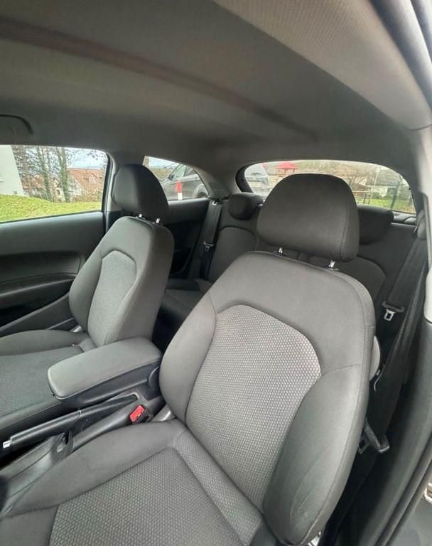 Gebraucht Audi A1 95 PS (69 kW) 2017 Grau Kleinwagen